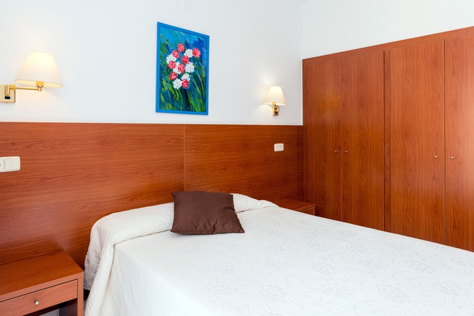 Imagen de la habitación del Hotel Sant March. Foto 7