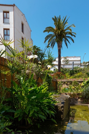 Imagen de los exteriores del Hotel Sant March. Foto 13