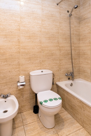 Imagen de la habitación del Hotel Sant March. Foto 10