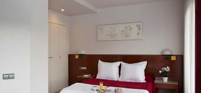 Imagen de la habitación del Hotel Sant Pau, EL GUINARDO. Foto 3