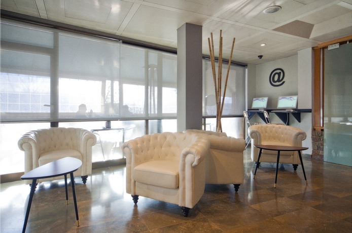 Imagen de los interiores del Hotel Sant Pere Ii. Foto 13