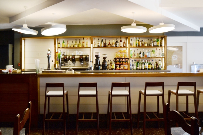 Imagen del bar/restaurante del Hotel Sant Pol. Foto 3