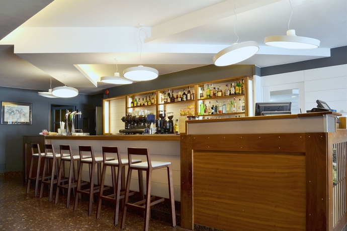 Imagen del bar/restaurante del Hotel Sant Pol. Foto 4