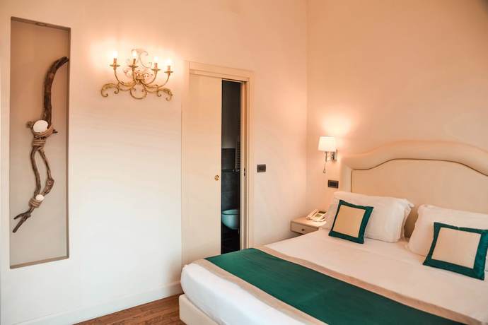 Imagen de la habitación del Hotel Sant\'Andrea. Foto 16