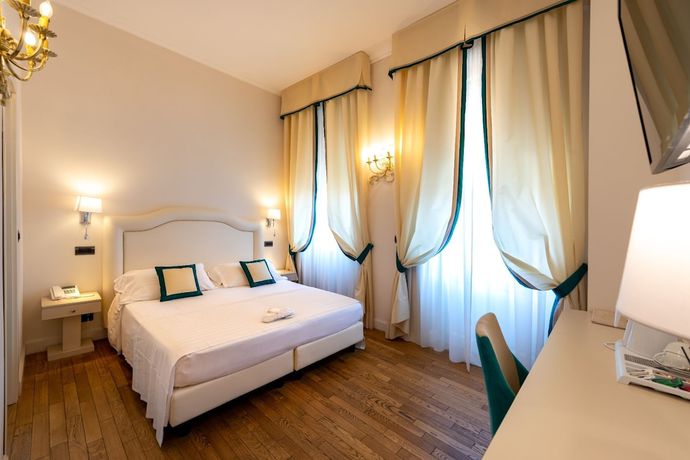 Imagen de la habitación del Hotel Sant\'Andrea. Foto 17