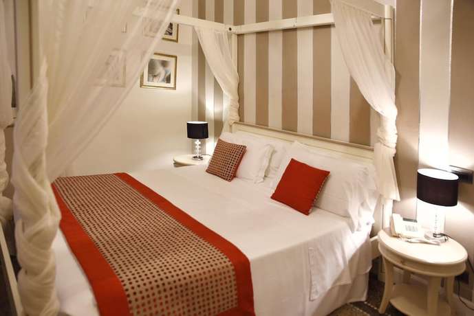 Imagen de la habitación del Hotel Sant\'Andrea. Foto 20