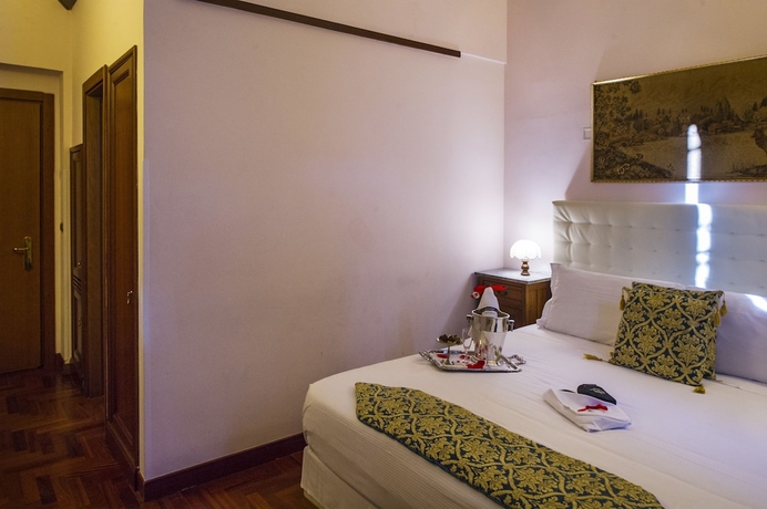 Imagen de la habitación del Hotel Sant'Angelo, Roma. Foto 9