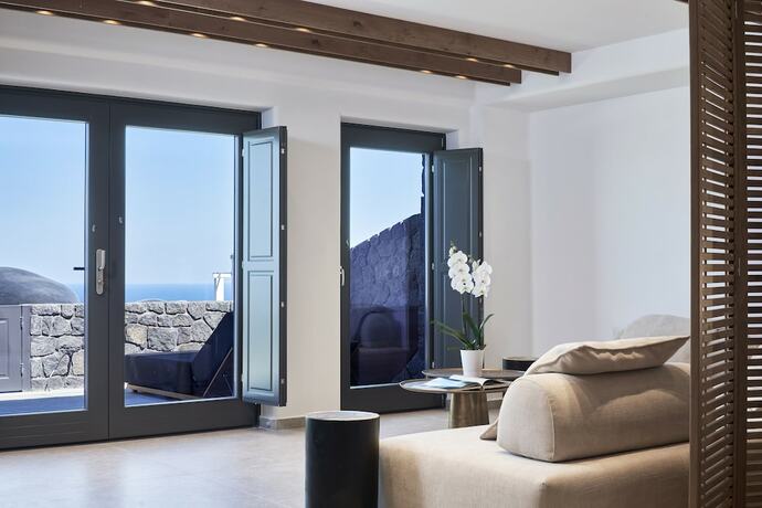 Imagen de la habitación del Hotel SantAnna Luxury Suites. Foto 17