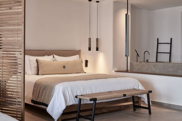 Imagen de la habitación del Hotel SantAnna Luxury Suites. Foto 18