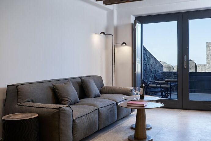 Imagen de la habitación del Hotel SantAnna Luxury Suites. Foto 19