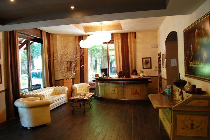Imagen general del Hotel Sant\'Eustorgio. Foto 9