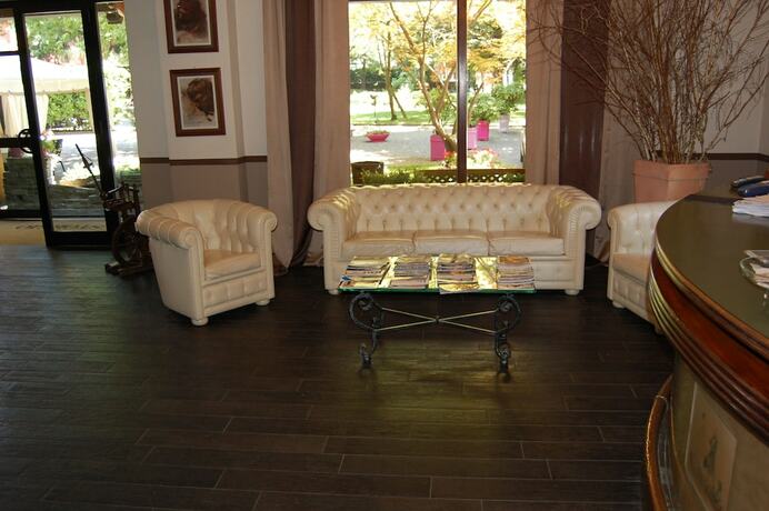 Imagen general del Hotel Sant\'Eustorgio. Foto 11