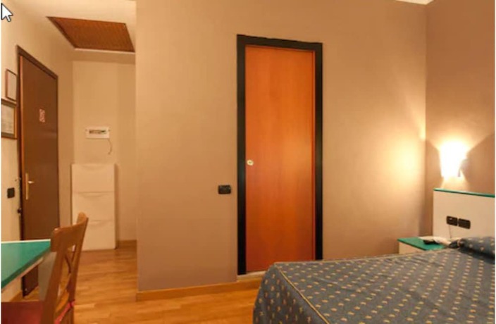 Imagen general del Hotel Sant\'Eustorgio. Foto 12