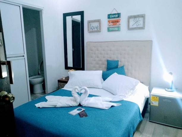 Imagen de la habitación del Hotel Santa Alejandria. Foto 4