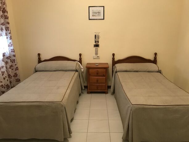 Imagen general del Hotel Santa Ana Hostal. Foto 3