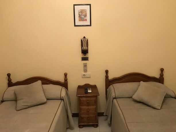 Imagen general del Hotel Santa Ana Hostal. Foto 6