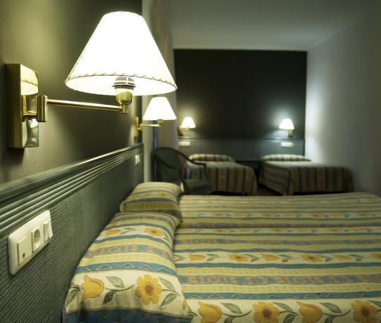 Imagen de la habitación del Hotel Santa Anna. Foto 7