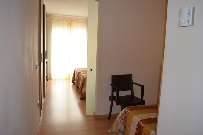 Imagen de la habitación del Hotel Santa Anna. Foto 10