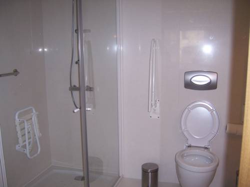 Imagen de la habitación del Hotel Santa Apolonia. Foto 5