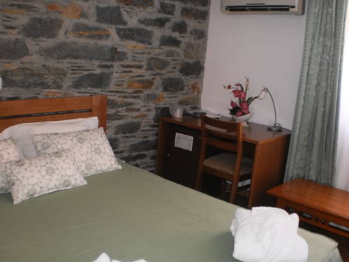 Imagen de la habitación del Hotel Santa Apolonia. Foto 6