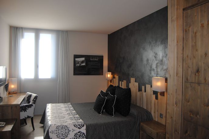 Imagen de la habitación del Hotel Santa Bàrbara, Cercs. Foto 3
