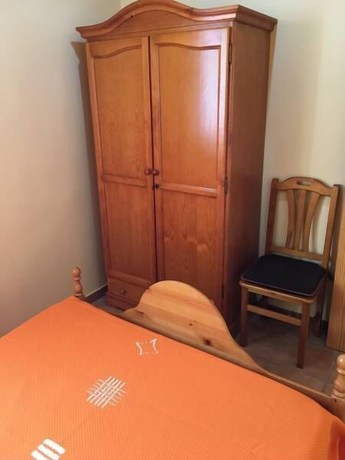 Imagen de la habitación del Hotel Santa Bàrbara, Cercs. Foto 6