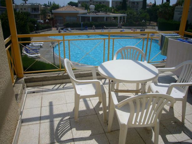 Imagen de la habitación del Hotel Santa Barbara Complex. Foto 7