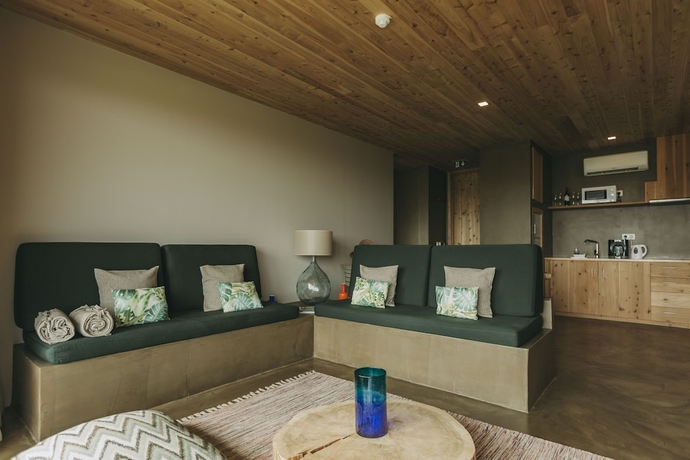 Imagen de la habitación del Hotel Santa Barbara Eco Beach Resort. Foto 9