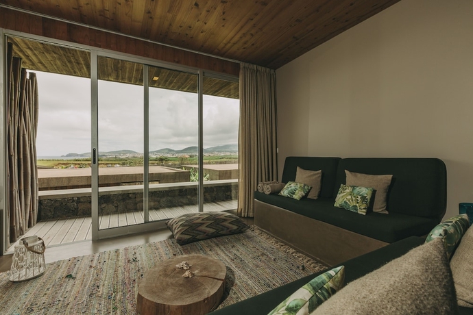 Imagen de la habitación del Hotel Santa Barbara Eco Beach Resort. Foto 15