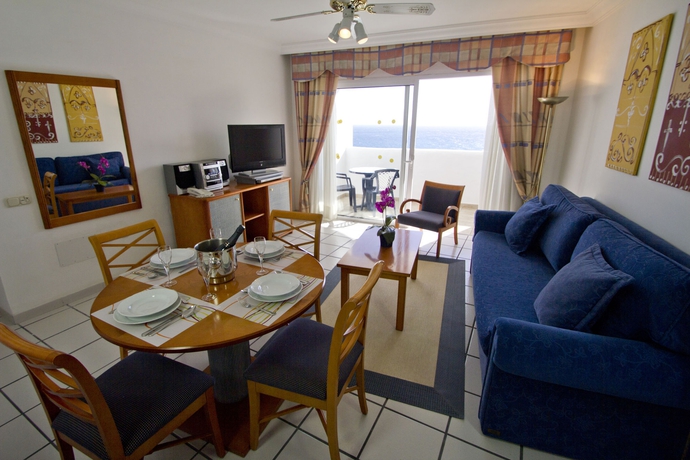 Imagen de los interiores del Hotel Santa Barbara Golf And Ocean Club. Foto 8