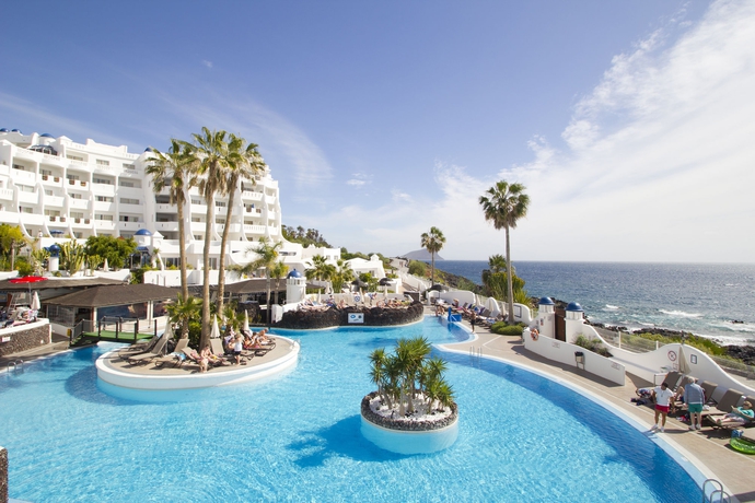 Imagen de la piscina del Hotel Santa Barbara Golf And Ocean Club. Foto 13