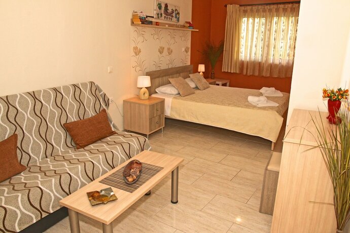 Imagen de la habitación del Hotel Santa Barbara Lakis Apartments. Foto 17