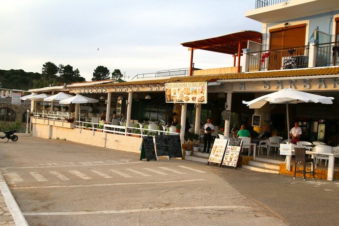 Imagen general del Hotel Santa Barbara Lakis Apartments. Foto 13