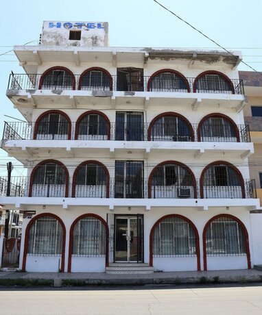 Imagen general del Hotel Santa Barbara, MAZATLAN. Foto 5