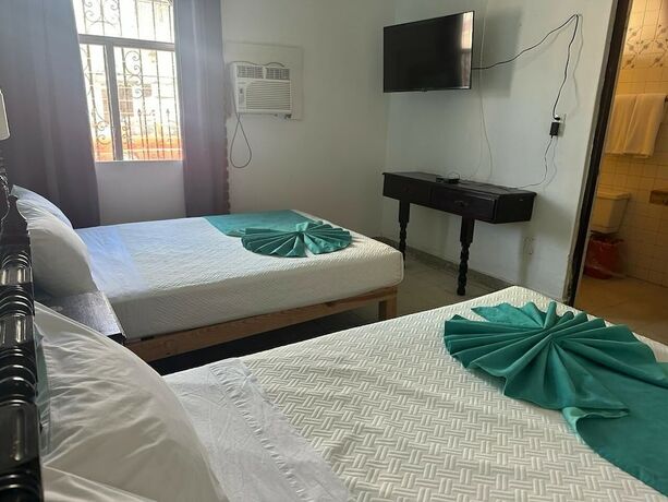 Imagen de la habitación del Hotel Santa Barbara, MAZATLAN. Foto 17