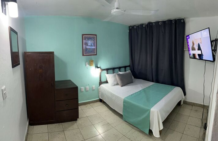 Imagen de la habitación del Hotel Santa Barbara, MAZATLAN. Foto 18