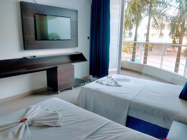 Imagen de la habitación del Hotel Santa Barbara Plus. Foto 7