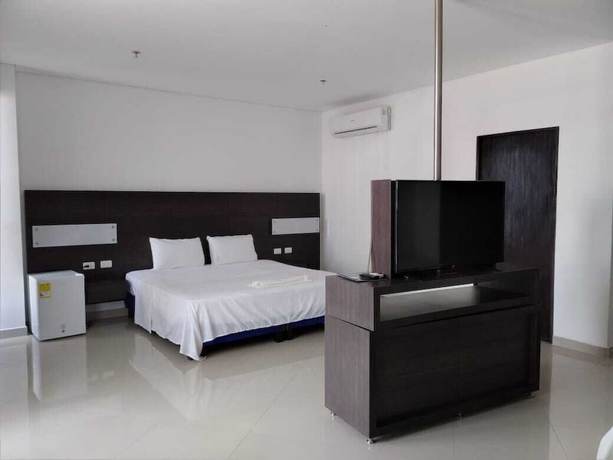 Imagen de la habitación del Hotel Santa Barbara Plus. Foto 10