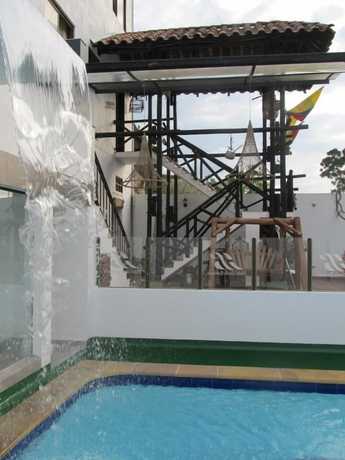 Imagen de la piscina del Hotel Santa Barbara, Puente Nacional. Foto 16
