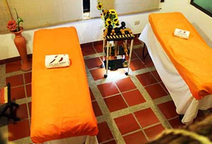 Imagen de la piscina del Hotel Santa Barbara, Puente Nacional. Foto 17