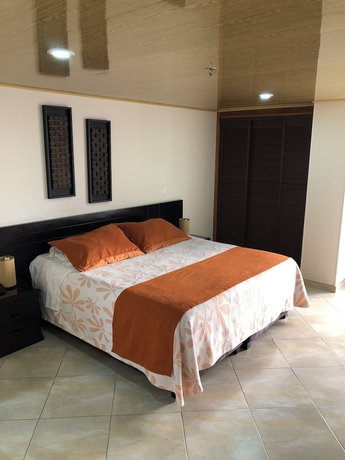Imagen de la habitación del Hotel Santa Barbara Usaquen Inn. Foto 10