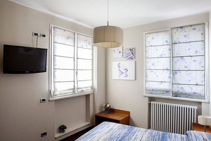 Imagen de la habitación del Hotel Santa Caterina, Bergamo. Foto 13