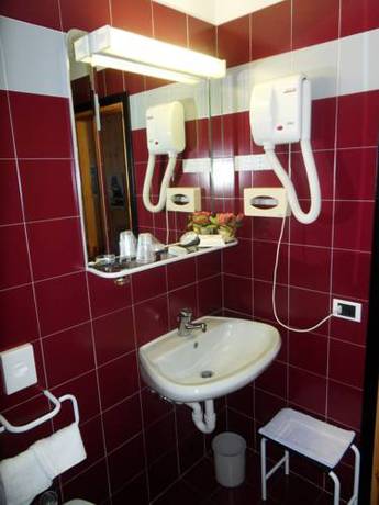 Imagen de la habitación del Hotel Santa Caterina, SANTA CATERINA VALFURVA. Foto 3