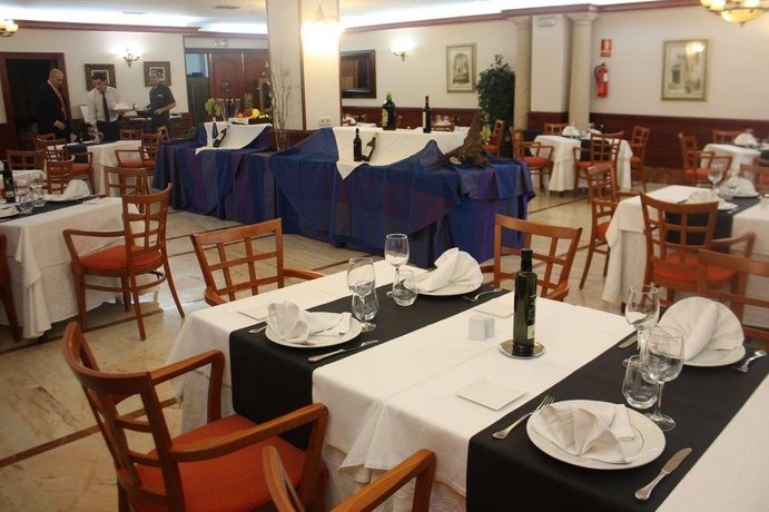 Imagen general del Hotel Santa Cecilia, Ciudad Real. Foto 12