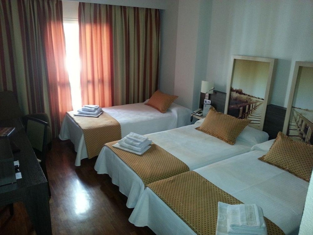 Imagen general del Hotel Santa Cecilia, Ciudad Real. Foto 15