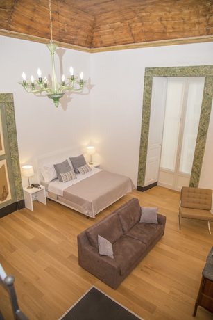Imagen de la habitación del Hotel Santa Chiara Boutique. Foto 10