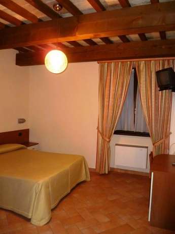 Imagen de la habitación del Hotel Santa Chiara, Sant'Angelo in Vado. Foto 5