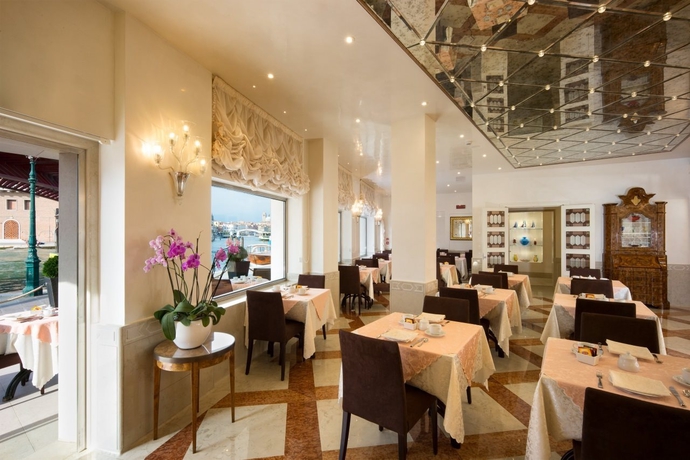 Imagen general del Hotel Santa Chiara, Venecia. Foto 3
