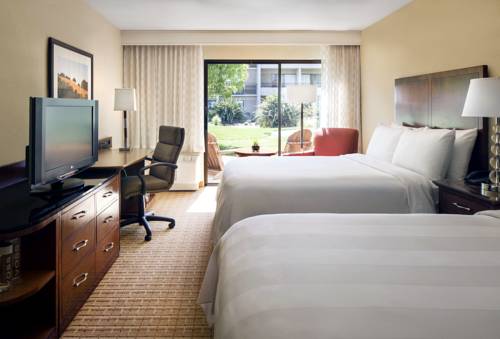 Imagen de la habitación del Hotel Santa Clara Marriott. Foto 7