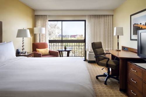 Imagen de la habitación del Hotel Santa Clara Marriott. Foto 8